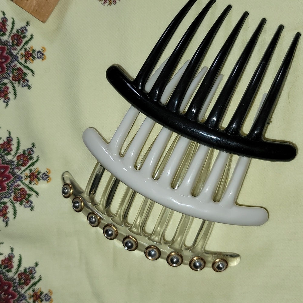 Vintage Hair Combs